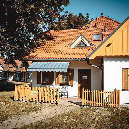 Pocitniski Apartmaji - Sunny In Apartamento Moravske Toplice