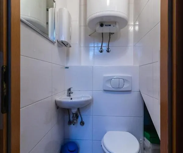 Pocitniski Apartmaji - Sunny In